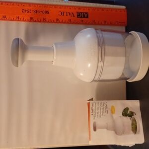 Gently Used Pampered Chef Food Chopper